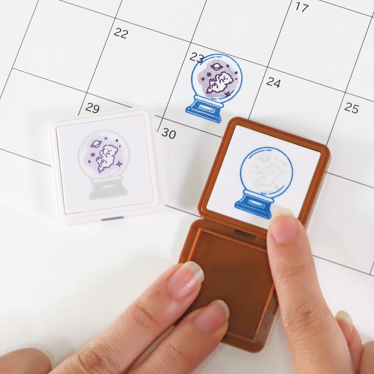 Kutsuwa Hancoco Two-layered Stamp - Square